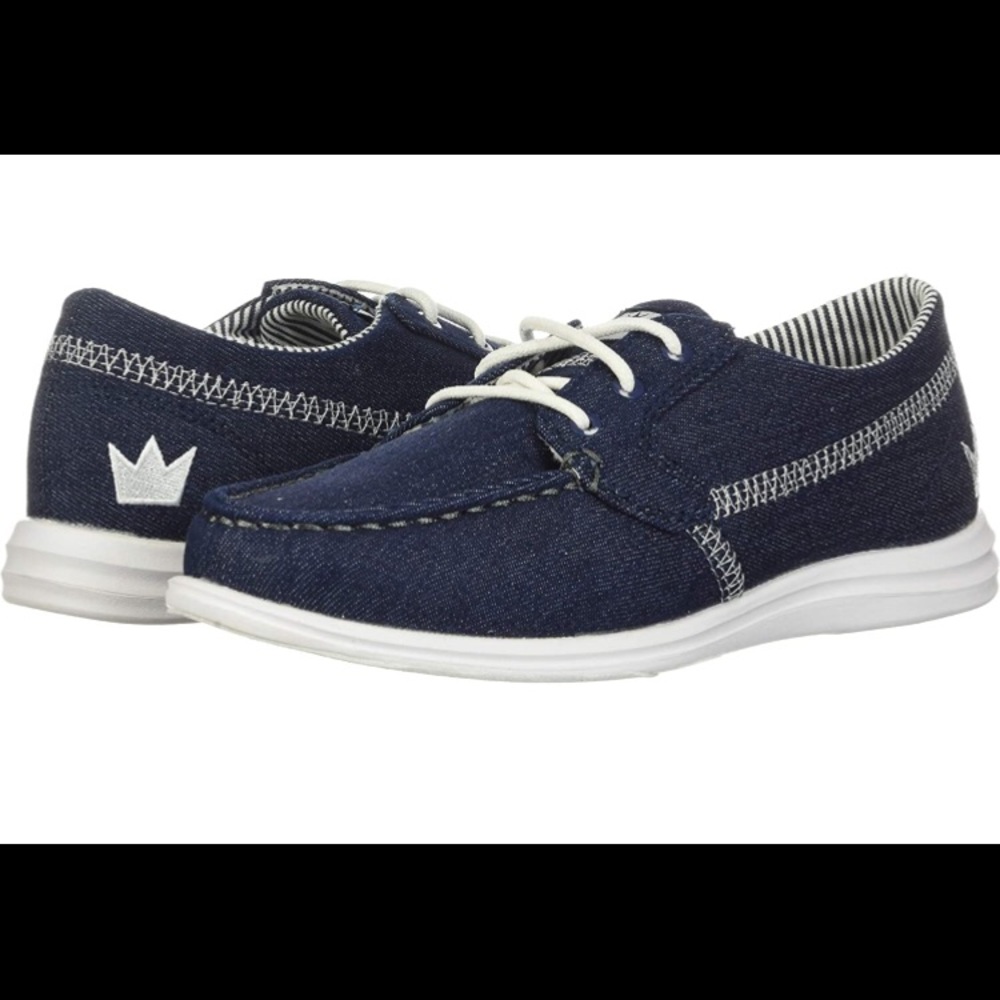 brunswick women’s bowling shoes